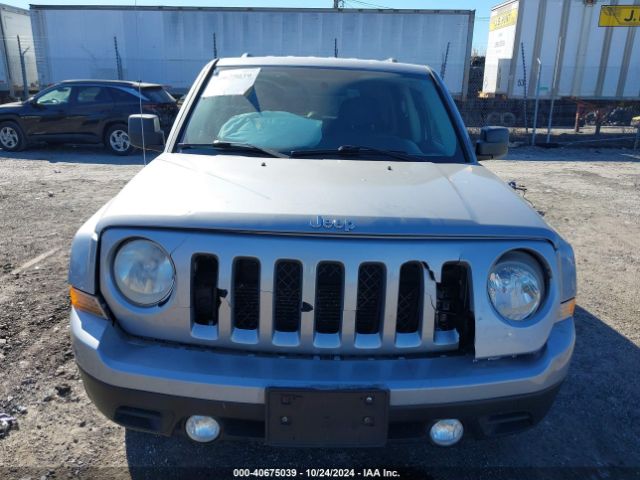 1C4NJRBB1FD225809 Jeep Patriot Sport