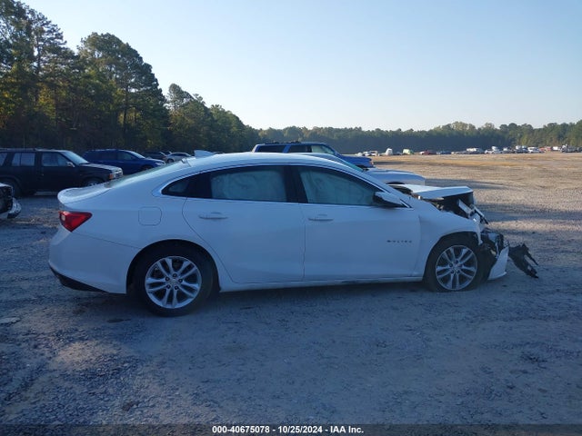 1G1ZE5ST0HF185536 Chevrolet MALIBU 1LT
