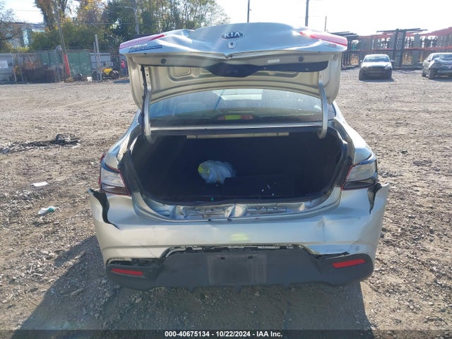 KIA RIO S 2018 3KPA24AB1JE065762 Image 16