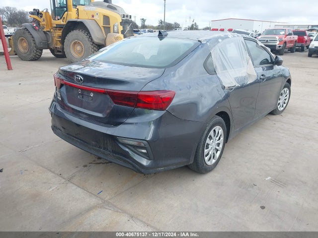 3KPF24AD5ME299480 KIA FORTE FE
