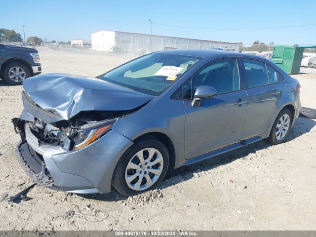 Toyota COROLLA LE 2021 5YFEPMAE1MP152707 Image 2