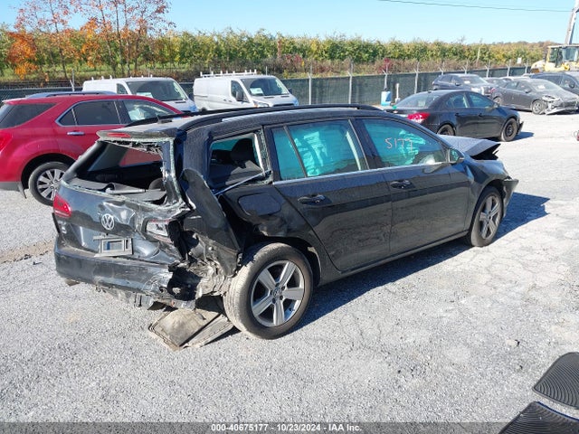 3VWCA7AU9FM506854 Volkswagen Golf Sportwagen Tdi S 4-door