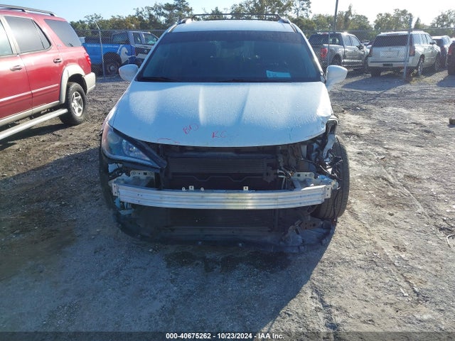 2C4RC1BG2KR561095 Chrysler Pacifica Touring L