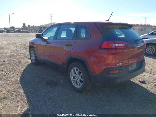 1C4PJMAB3FW588470 Jeep Cherokee Sport