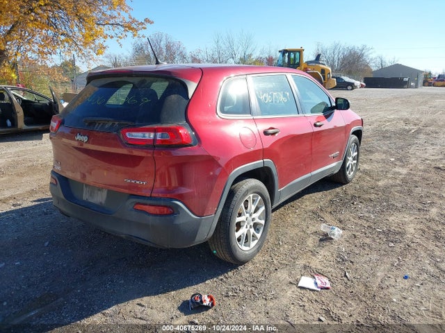 1C4PJMAB3FW588470 Jeep Cherokee Sport