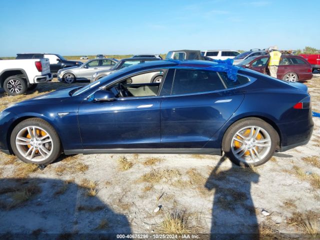 5YJSA1H1XEFP38759 Tesla Model S P85