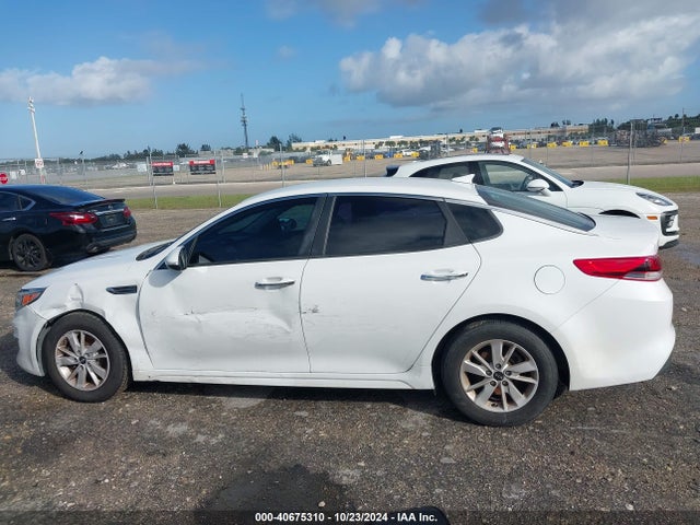 KIA Optima Lx 2018 5XXGT4L38JG180069 Image 14