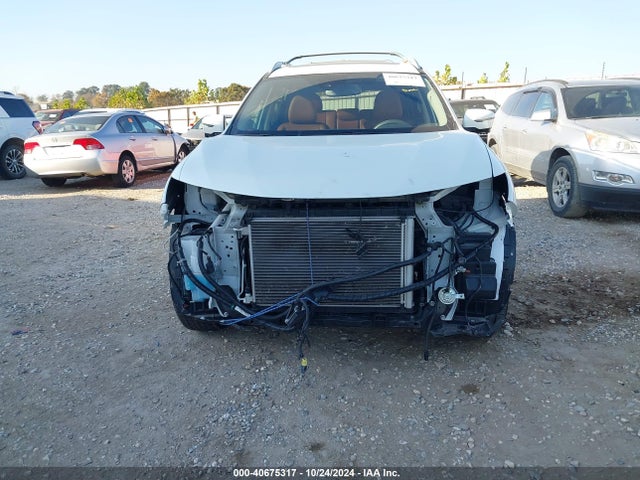 5N1AT2MV4HC857943 Nissan Rogue Sl