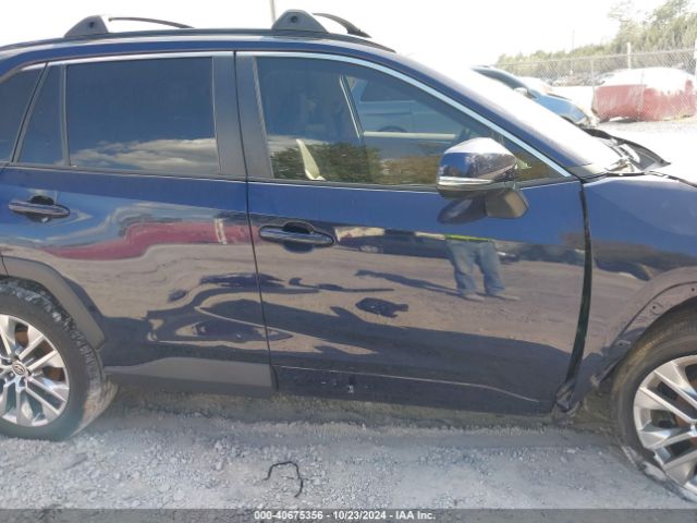 2T3C1RFV1MW184416 Toyota Rav4 Xle Premium