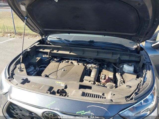 5TDGZRBH6LS010111 Toyota Highlander Xle