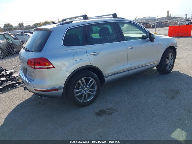 WVGEP9BP9GD002893 Volkswagen Touareg Tdi Lux