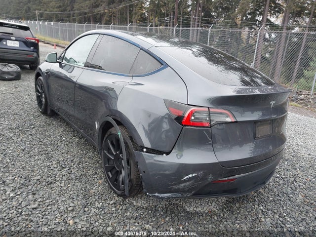 2021 TESLA MODEL Y 5YJYGDEE9MF098608 Photo 2
