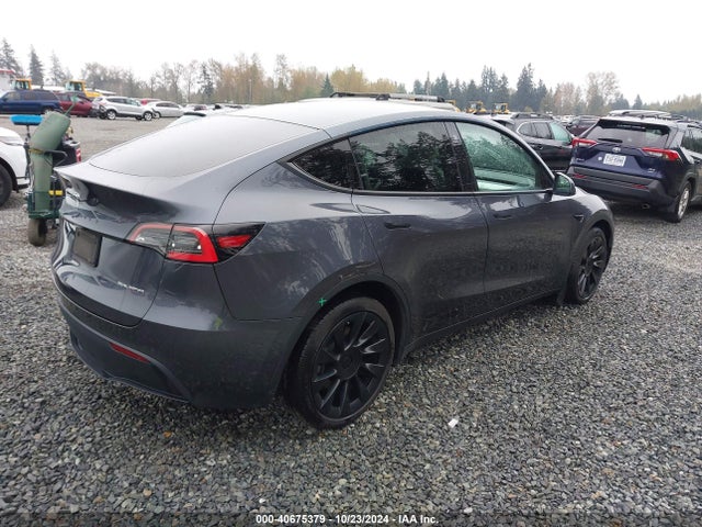 2021 TESLA MODEL Y 5YJYGDEE9MF098608 Photo 3