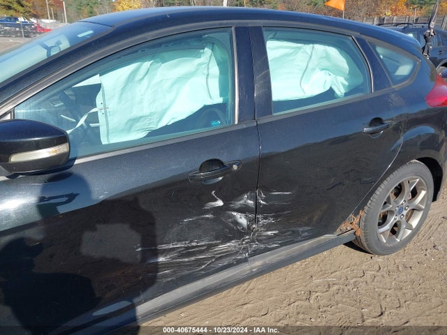 1FADP3K25EL271824 Ford FOCUS SE