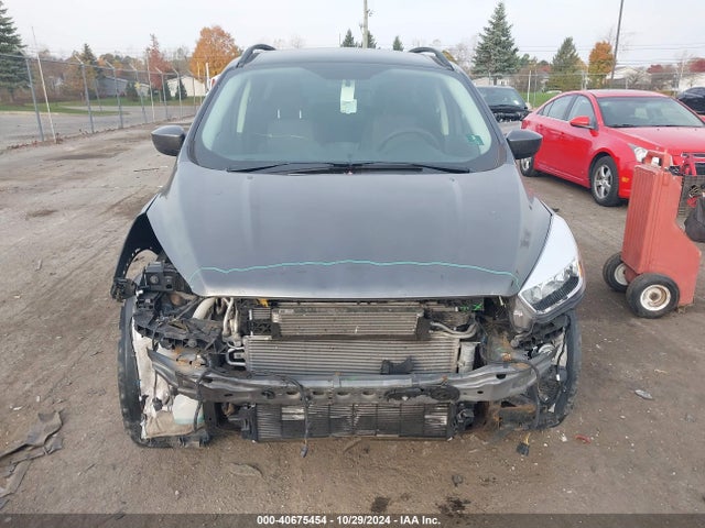 Ford ESCAPE SE 2018 1FMCU0GD1JUC49360 Image 13