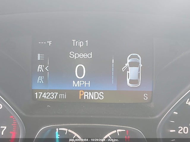 Ford ESCAPE SE 2018 1FMCU0GD1JUC49360 Image 16