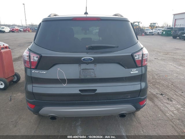 Ford ESCAPE SE 2018 1FMCU0GD1JUC49360 Image 17