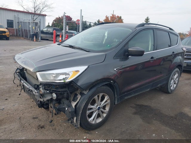 Ford ESCAPE SE 2018 1FMCU0GD1JUC49360 Image 2