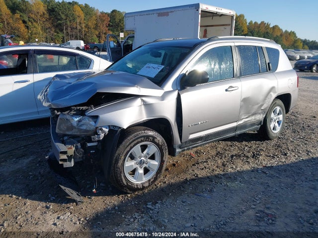 Jeep Compass Sport 2016 1C4NJCBA9GD642701 Image 2