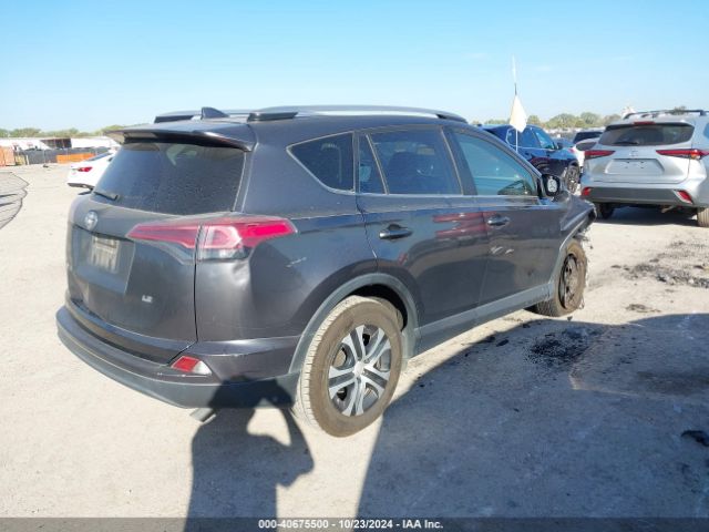JTMZFREV6HJ722285 Toyota RAV4 LE