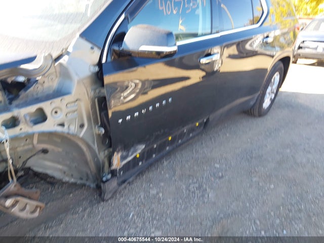 Chevrolet Traverse 1lt 2019 1GNERGKW1KJ308997 Image 17