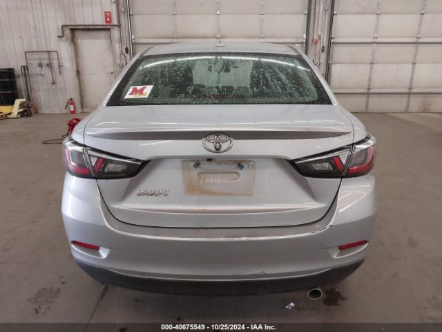 3MYDLBYVXKY518390 Toyota YARIS LE
