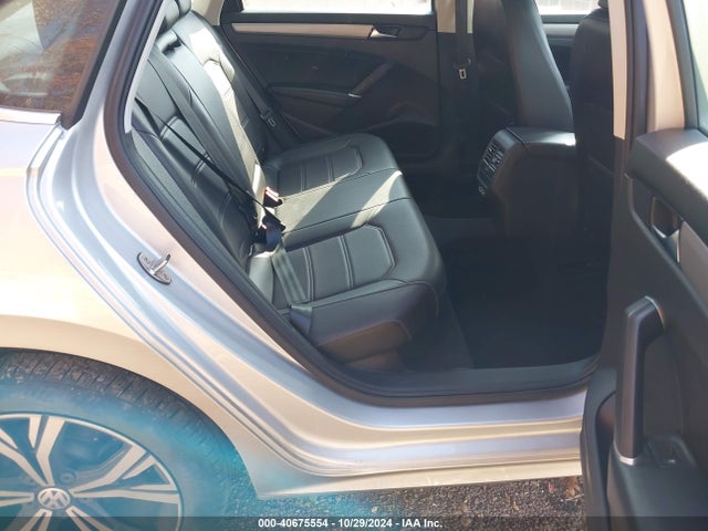 Volkswagen Passat 2.0t Se 2021 1VWSA7A39MC000278 Image 8