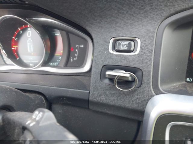 YV140MEK9G1298095 Volvo V60 T5 Drive-e Premier