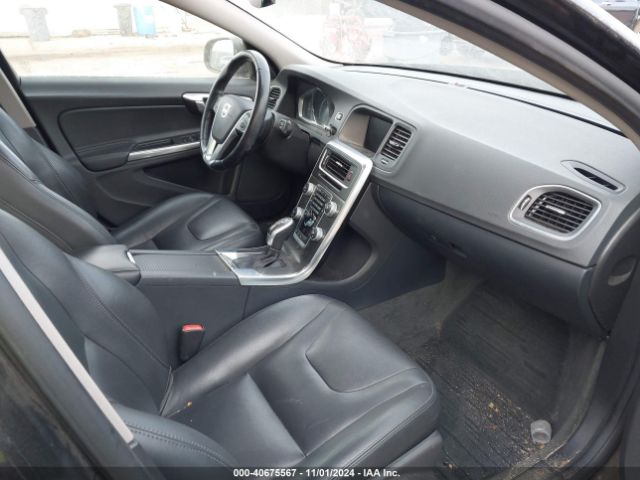 YV140MEK9G1298095 Volvo V60 T5 Drive-e Premier