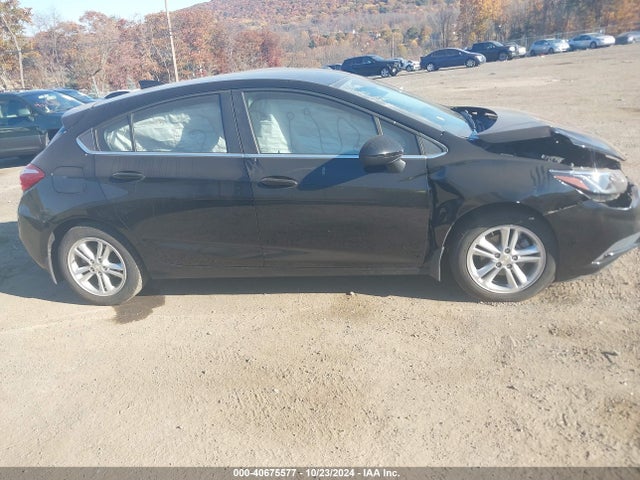 Chevrolet Cruze Lt Auto 2018 3G1BE6SM8JS516722 Image 13