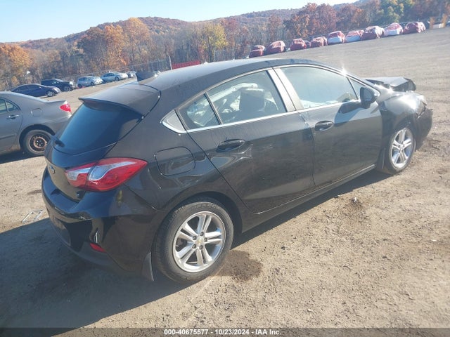Chevrolet Cruze Lt Auto 2018 3G1BE6SM8JS516722 Image 4