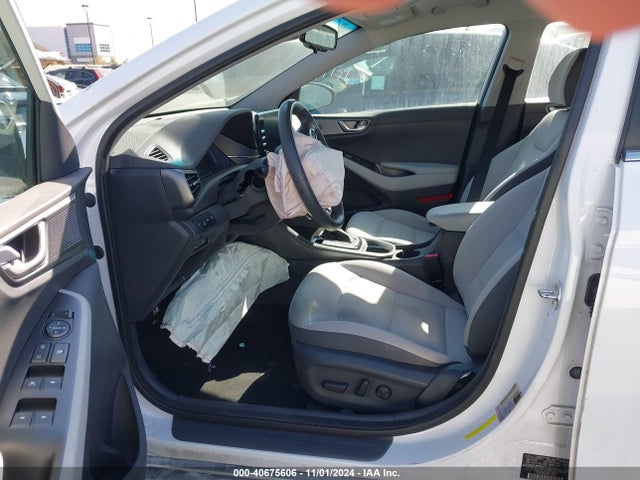 KMHC75LC5NU273491 Hyundai Ioniq Hybrid Se