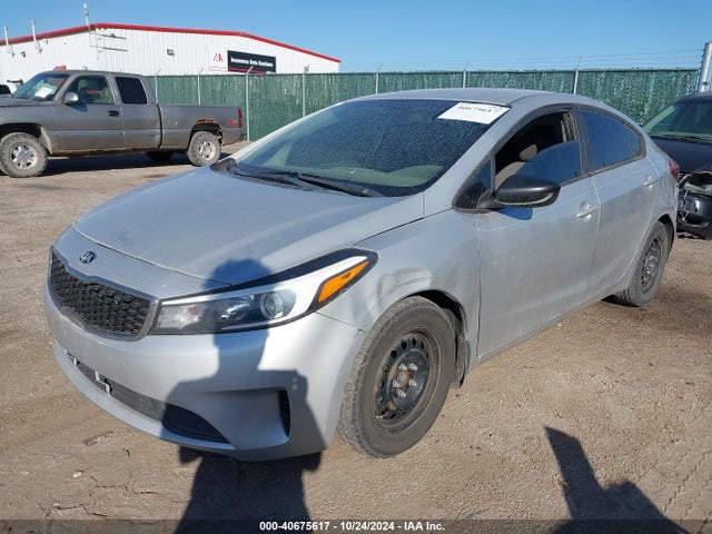 KIA FORTE LX 2017 3KPFK4A7XHE044341 Image 2