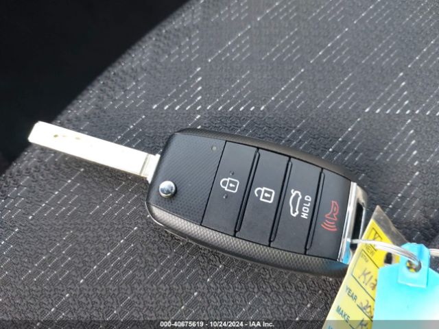 3KPA25ADXNE459600 KIA Rio 5-door S