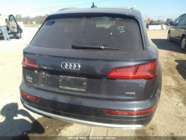 WA1BNAFY2K2032401 Audi Q5 45 Premium