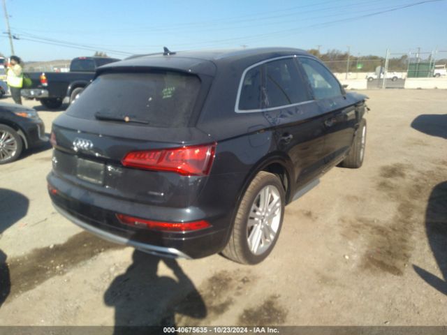 WA1BNAFY2K2032401 Audi Q5 45 Premium