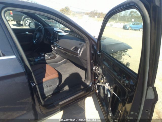 WA1BNAFY2K2032401 Audi Q5 45 Premium