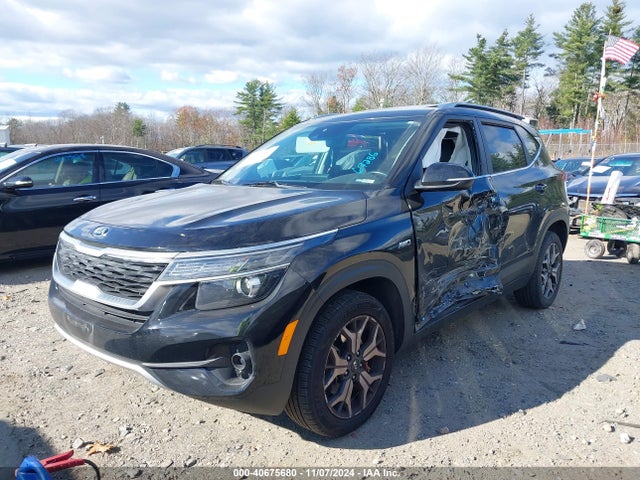 KNDERCAA1M7105728 KIA SELTOS EX