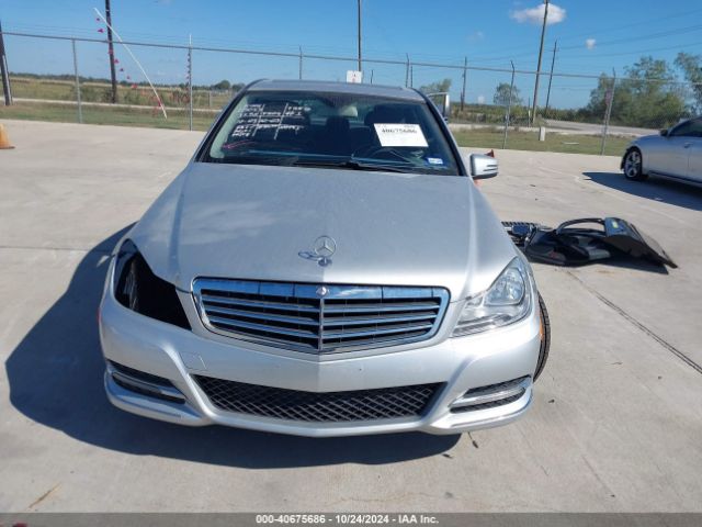 WDDGF4HB4EG245799 Mercedes-Benz C 250 Luxury/sport