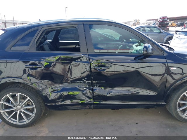 WA1BCCFS8JR031157 Audi Q3 2.0t Premium/2.0t Sport Premium