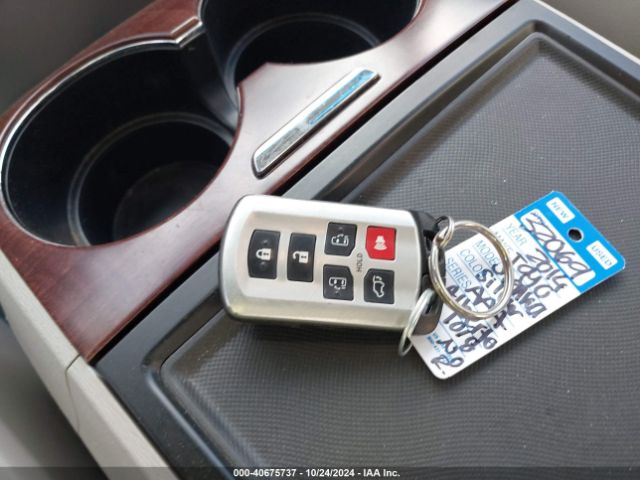 5TDYK3DC2ES426554 Toyota Sienna Xle/limited