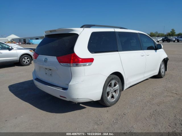5TDKK3DC4ES492710 Toyota Sienna Le V6 8 Passenger