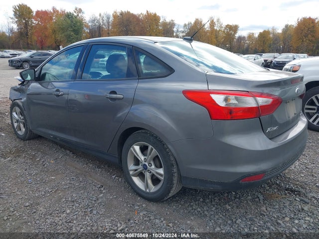Ford FOCUS SE 2014 1FADP3F29EL196989 Image 3
