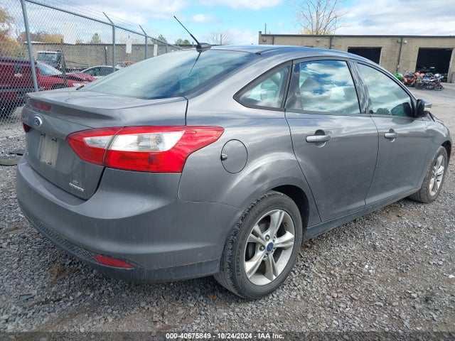Ford FOCUS SE 2014 1FADP3F29EL196989 Image 4