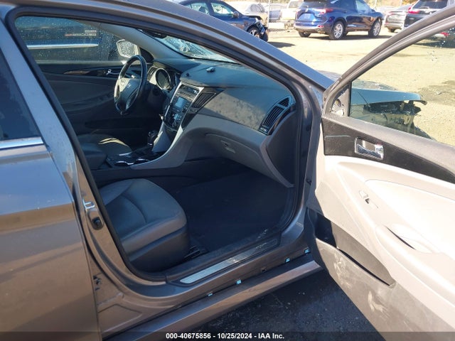 Hyundai Sonata Limited 2014 5NPEC4AC5EH825958 Image 5