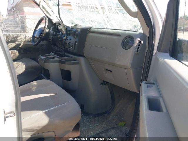 1FBNE3BL3EDA25821 Ford E-350 Super Duty Xlt
