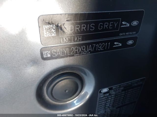 SALYL2RX9JA719211 Land Rover Range Rover Velar P250 Se R-dynamic