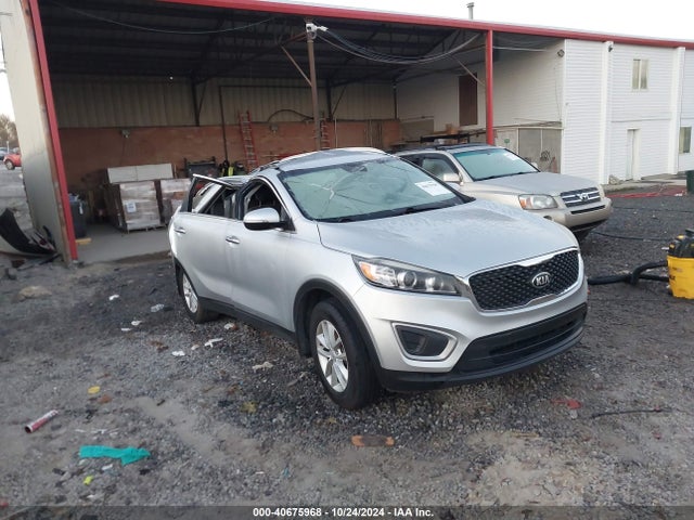 KIA Sorento 3.3l Lx 2018 5XYPG4A59JG375604 Image 1