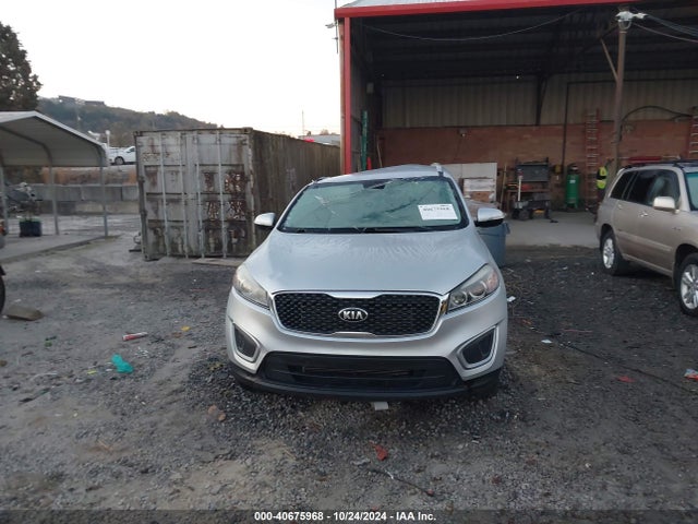 KIA Sorento 3.3l Lx 2018 5XYPG4A59JG375604 Image 12