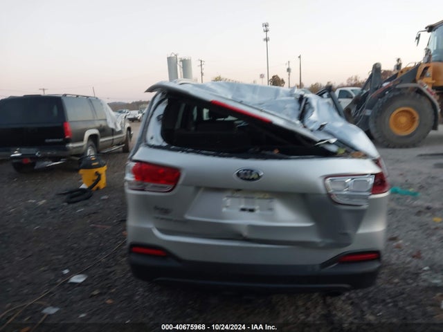 KIA Sorento 3.3l Lx 2018 5XYPG4A59JG375604 Image 16